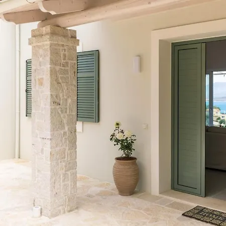 Villa Aurora Kerasia By *