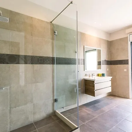 Villa Aurora Kerasia By *