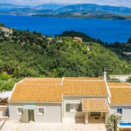 Aurora Kerasia By וילה *