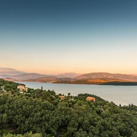 Aurora Kerasia By וילה Agnítsini