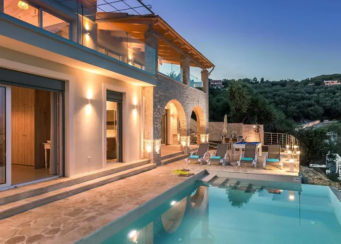Villa Aurora Kerasia By *